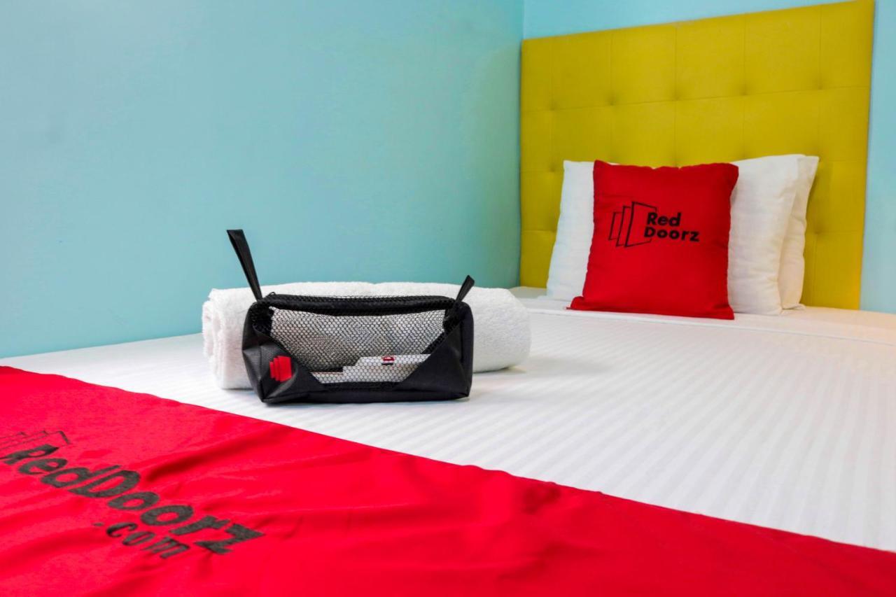 เรดดอร์ซ พลัส ใกล้ยูวี มันดาเว เซบู Hotel Cebu ภายนอก รูปภาพ